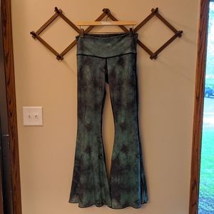 Teeki Bell Bottom Pants